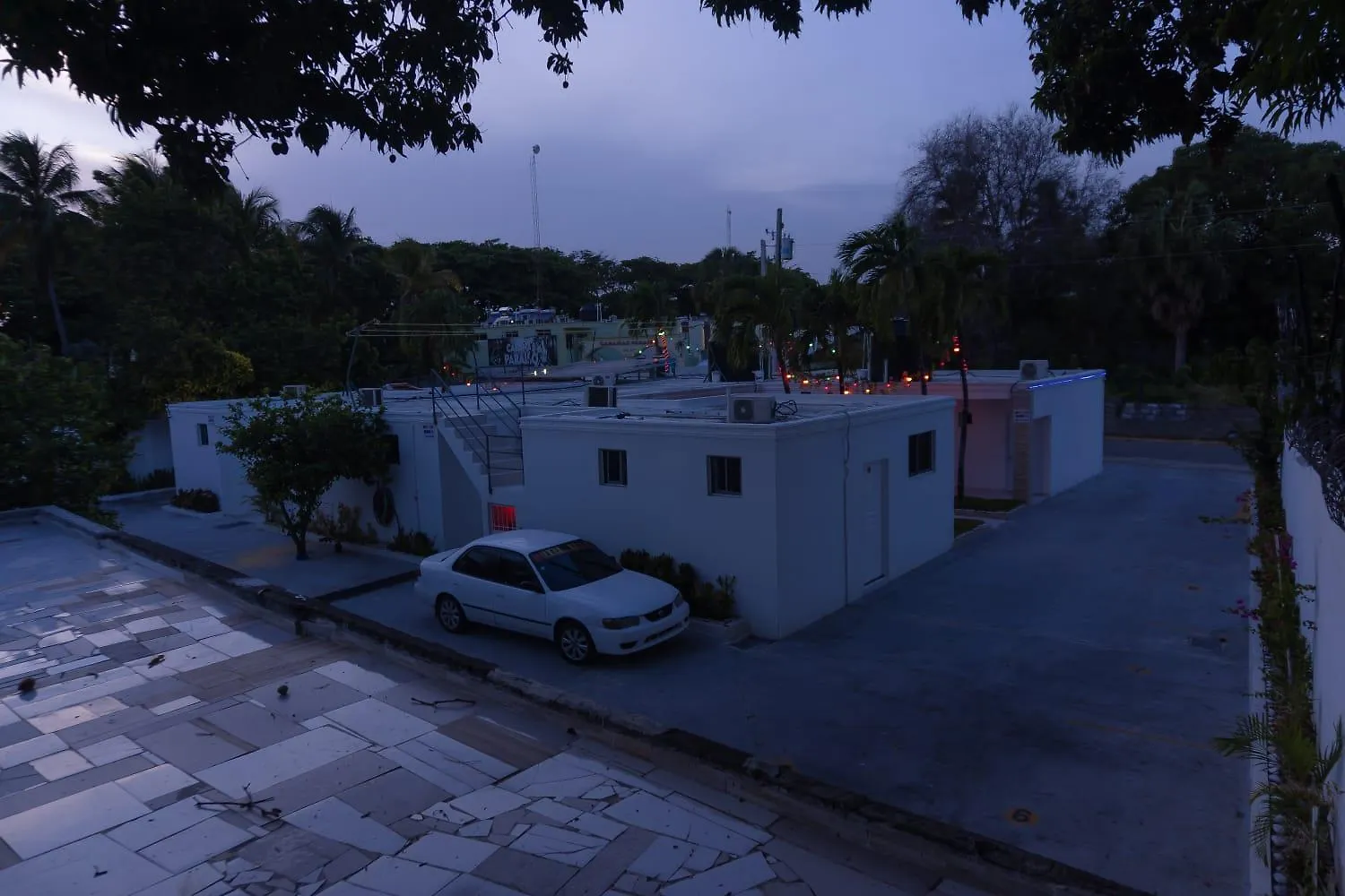 מלון באני Hotel1325