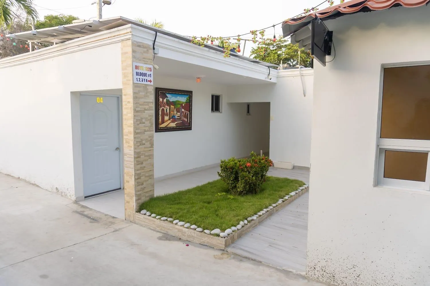 Hotel Hotel1325 Bani